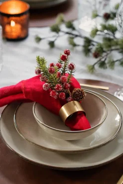 Kremmerhuset Dekor med røde bær| Kunstige Blomster|Juletrær Og Julegrønt