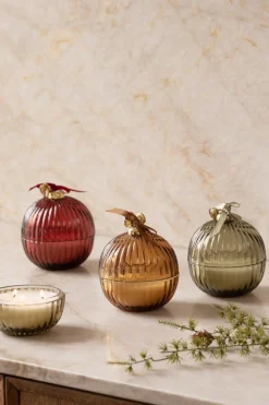 Kremmerhuset Duftlys julekule White Musk & Warm Vanilla| Duftlys|Julelys Og Lysestaker