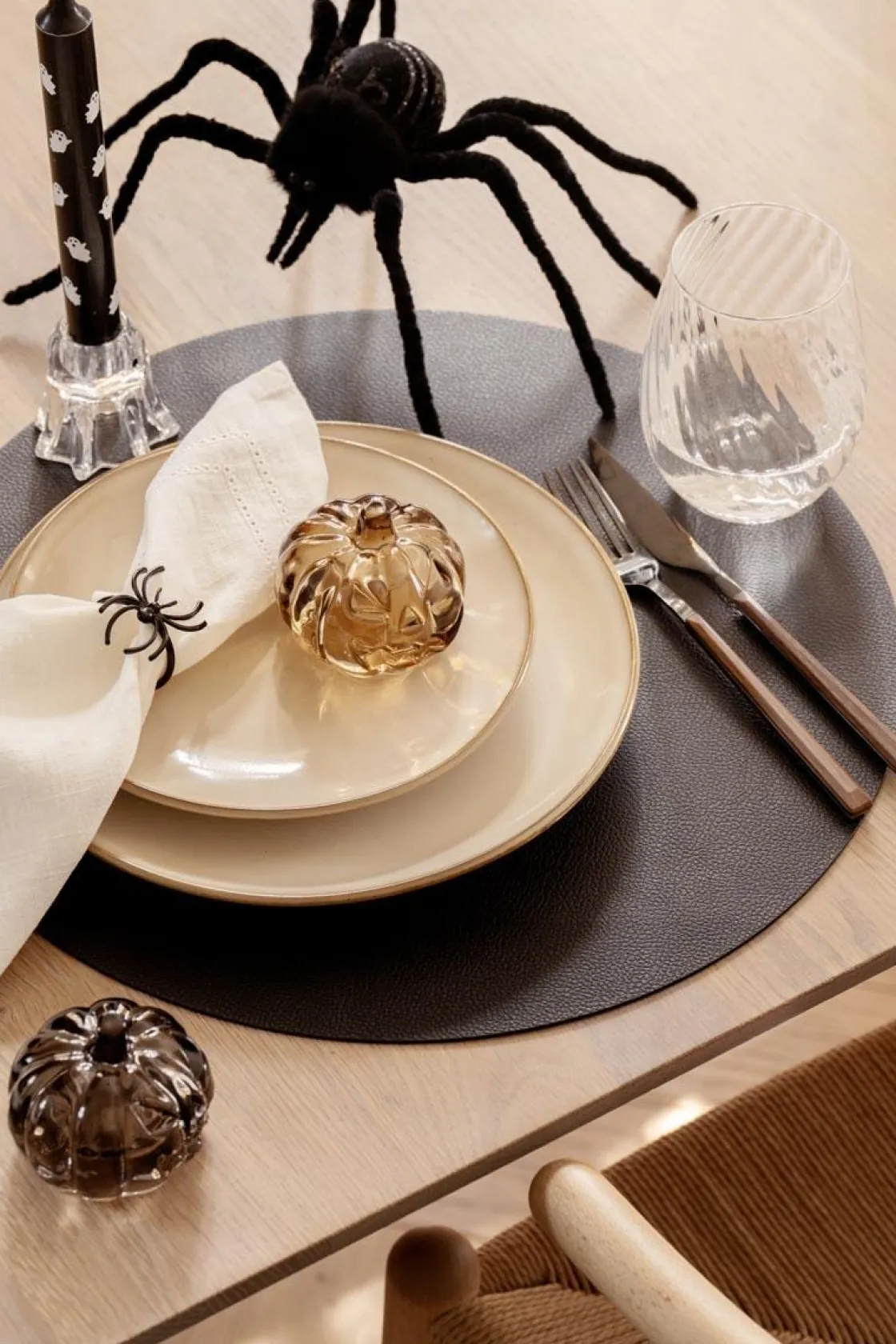 Kremmerhuset Halloween figur 6,5 cm grå| Pynt