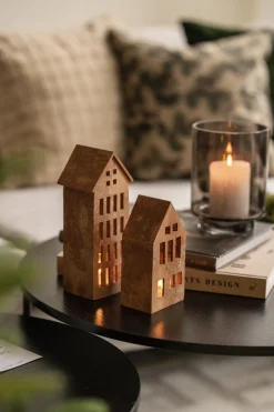 Kremmerhuset Kanelhus Telys H:23cm| Lykter|Julelys Og Lysestaker