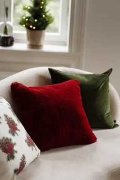 Kremmerhuset Putetrekk Faux fur 48x48cm rød| Putetrekk|Juletekstil