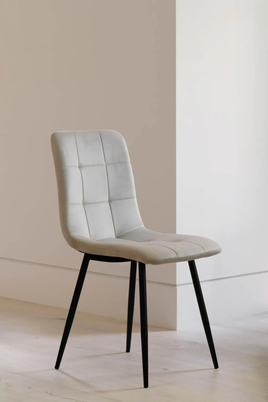 Kremmerhuset Spisestol Zoe beige 1 stk| Spisestoler|Stoler Og Krakker